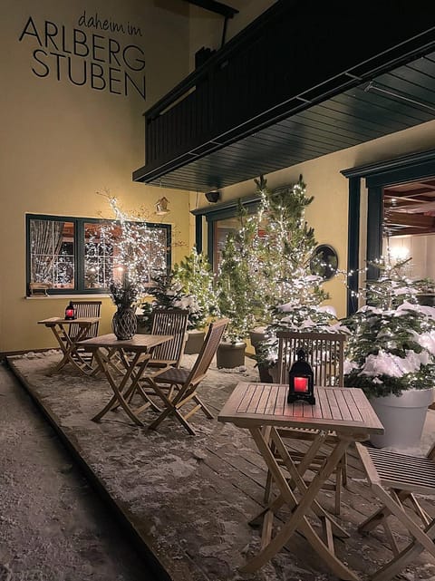 Night, Winter, Balcony/Terrace