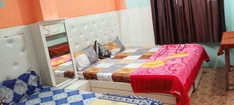 Maa Vaishno Guest House Bed and Breakfast in Varanasi