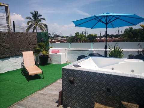 Day, Hot Tub, Balcony/Terrace