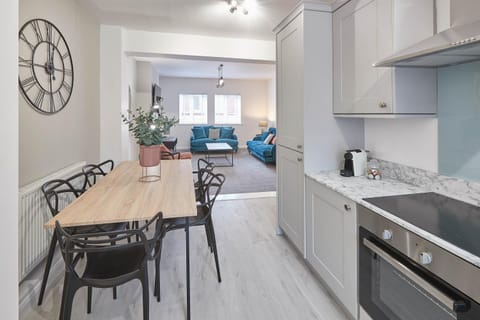 Host & Stay - Endeavour Apartments Apartment in Whitby