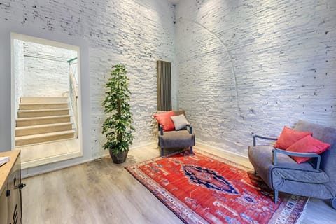 Living room, Lobby or reception