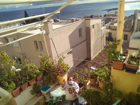 Garden, Balcony/Terrace