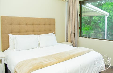 Roseland House Self Catering Condo in Durban