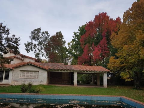 LA CASONA BROWN House in Luján de Cuyo