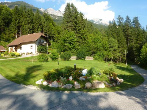 Facade/entrance, Spring, Summer, Garden