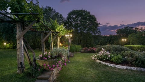 VILLA VITTORIA D'ANGHIARI 7&3, Emma Villas Villa in Umbria