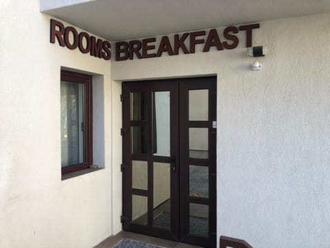 Vila LOFT CUBE Übernachtung mit Frühstück in Sinaia