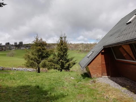 Gîte Granit des Fraux Chalet in Besse-et-Saint-Anastaise