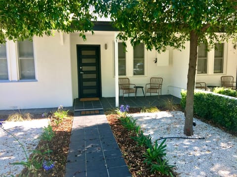 Facade/entrance, Garden