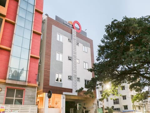 Collection O Sathyajyothi Comforts Near Deepanjali Nagar Metro Station Hotel in Bengaluru