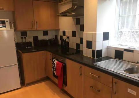 2 Bedroom House For Corporate Stays in Kettering Haus in Kettering