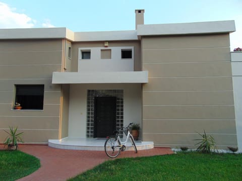 Inner courtyard view