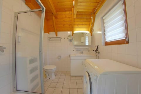 Shower, Toilet, Bathroom, Photo of the whole room