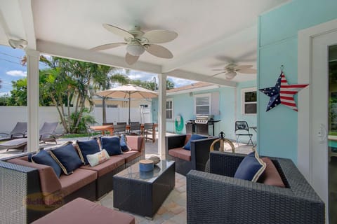 A Vacationer's Dream - Monthly Pool Home home House in Clearwater Beach