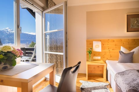 Gasthof Koreth Bed and Breakfast in Innsbruck