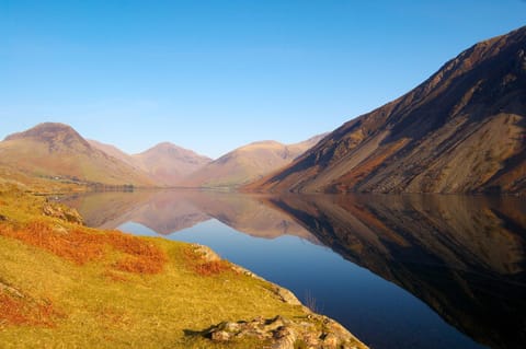 Nearby landmark, Spring, Natural landscape, Summer, Fishing, Beach, Diving, Autumn, Lake view, Location