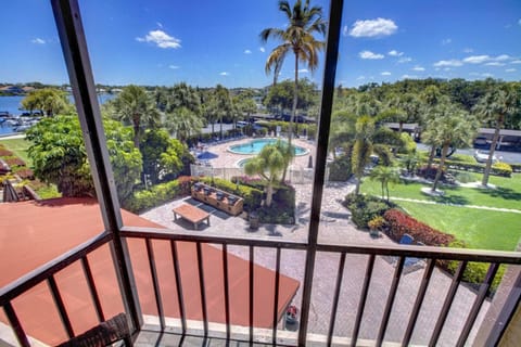 Harbor Towers 1 Bedroom Pool View House in Siesta Beach