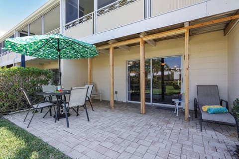 Jamaica Royale 2BR TownHome House in Siesta Beach
