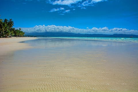 Mayumi Beach Villa Chalet in Boracay