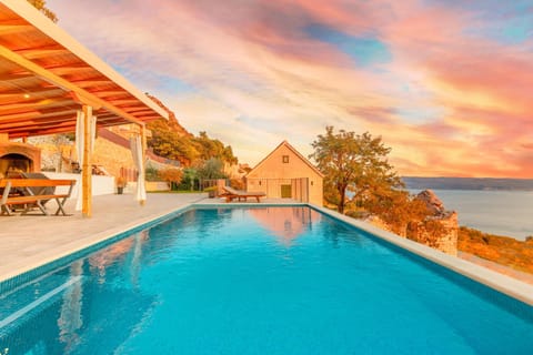 Day, Natural landscape, Pool view, Sea view, Swimming pool, Sunset, sunbed