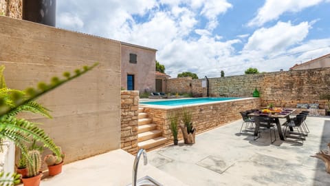 Property building, Patio, Swimming pool