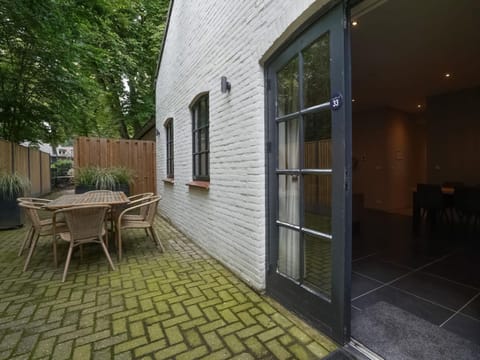 Charming Holiday Home in Grubbenvorst near River Maas Casa in Venlo