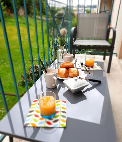 La Poterie - Appartement avec balcon et parking privé Apartment in Quimper