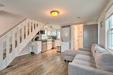 Modern Townhome Walk to Beach, Bars and Eats! House in Seaside Heights