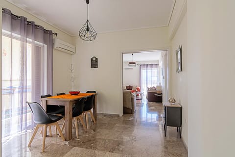 Two Bedroom Apartment in Chalandri with Balcony Condo in Chalandri