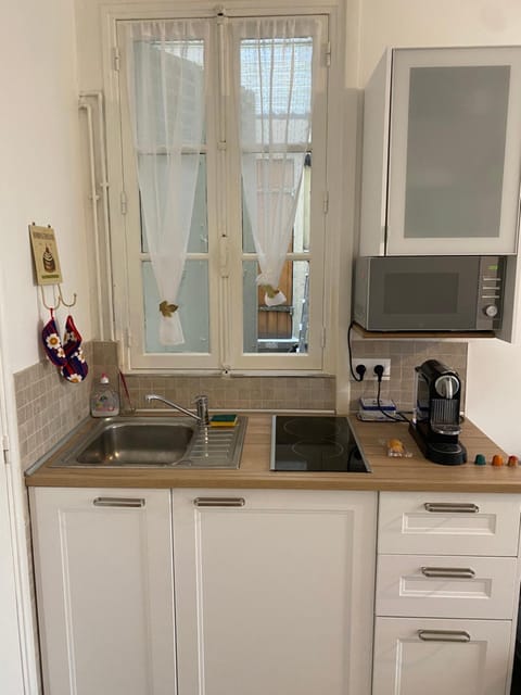 Cosy, charming apartment with courtyard Apartment in Paris