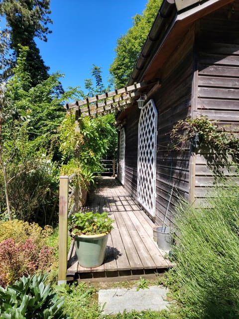 Sherwood Bed and Breakfast in Étretat