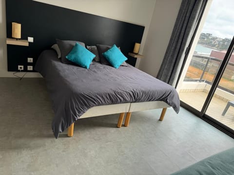 appartement vue mer 50m de la plage, WIFI gratuit Apartment in Perros-Guirec