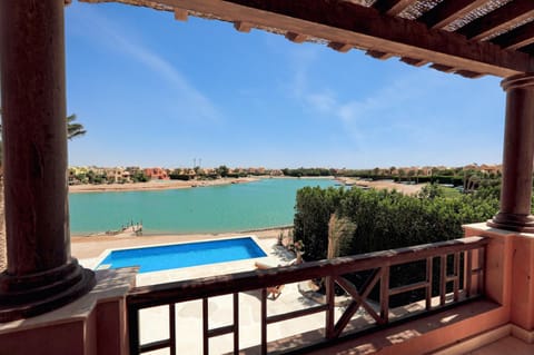 Day, Balcony/Terrace, Pool view, Swimming pool