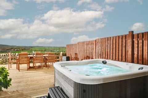 Hot Tub, View (from property/room)