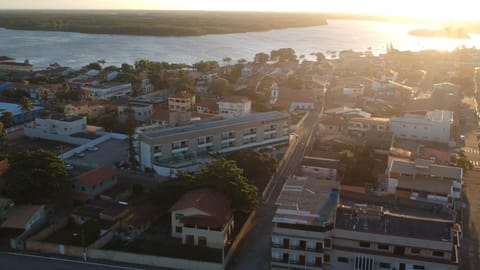 Bird's eye view, City view, River view