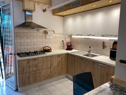 Charming 1-Bed Apartment in Realmonte Copropriété in Realmonte