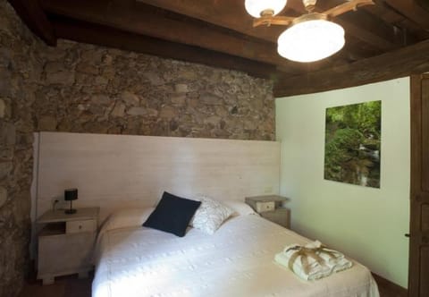 Casa Prat Country House in Garrotxa