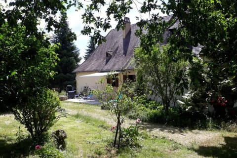 Location de vacance au coeur du Périgord Noir House in Le Bugue
