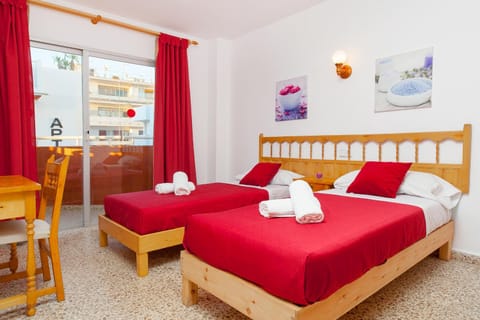 Apartamentos Puet Apartment hotel in Sant Antoni Portmany