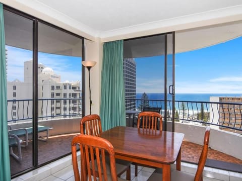 Monte Carlo Resort - Hosted by Coastal Letting Condo in Surfers Paradise Boulevard
