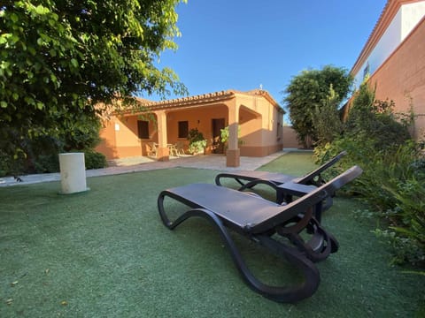 Casa con jardín privado para hasta 7 personas y piscina compartida Chalet in El Palmar de Vejer