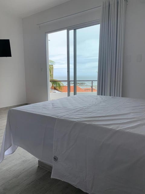 Bed, Photo of the whole room, Bedroom, Sea view