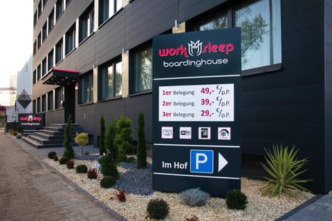 Work & Sleep Boardinghouse Mannheim Hostel in Mannheim