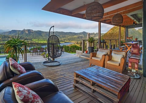 Patio, View (from property/room), Swimming pool, sunbed