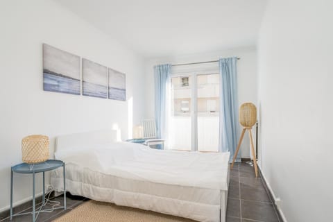 Appartement Corail - Welkeys Apartment in Antibes