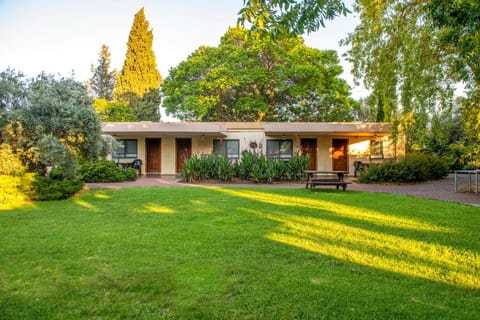 Property building, Natural landscape, Garden