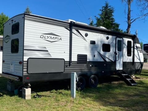 Bonanza Camping Resort Terrain de camping /
station de camping-car in Lake Delton