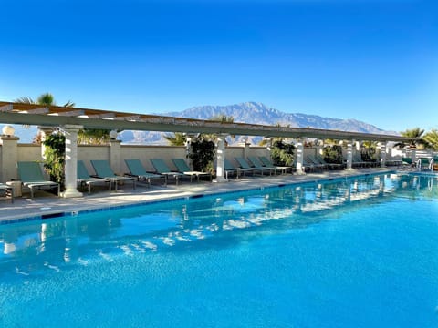 Azure Palm Hot Springs Resort in Desert Hot Springs