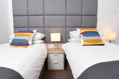 Bed, Bedroom, wardrobe