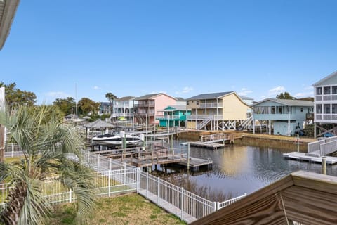 138 Tarpon home House in Holden Beach